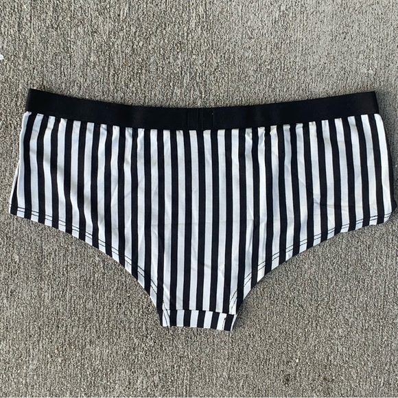 MeUndies Cheeky Brief Bundle - Picture 7 of 8